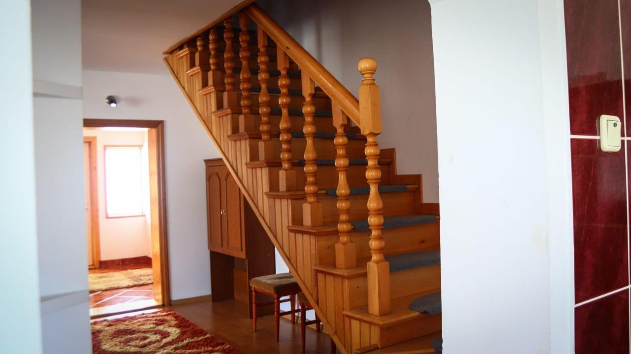 Casa In Bucovina Apartment Gura Humorului Ngoại thất bức ảnh